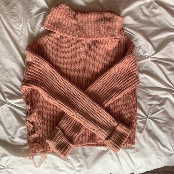 LC Lauren Conrad crop sweater - Picture 2 of 5